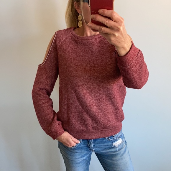 Burgundy Cold Shoulder Long Sleeve Sweatshirt - Picture 2 of 7